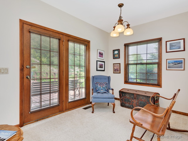 1909 Cherry St, Wheaton, IL 60187 photo 4