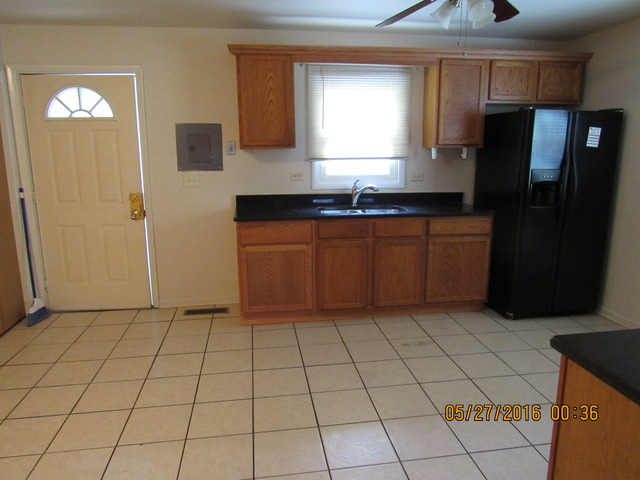 15409 Troy Ave, Markham, IL 60428 photo 5