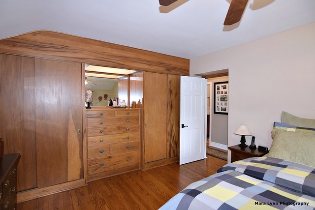 1015 Wheaton Pl, Wheaton, IL 60187 photo 14