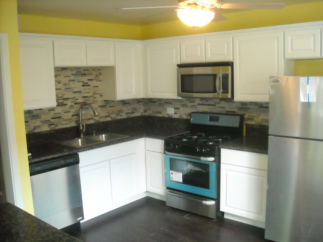 4215 Division St, Hillside, IL 60162 photo 5