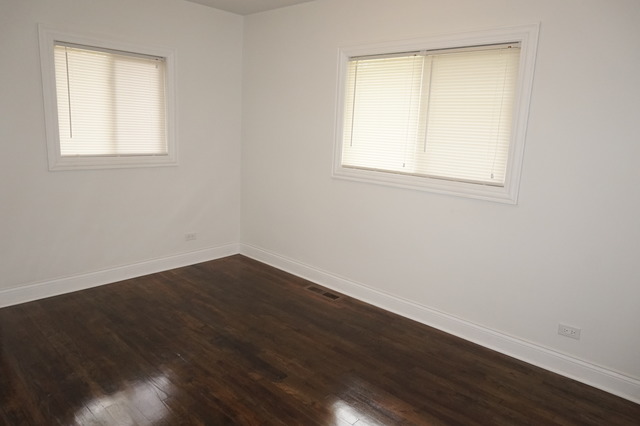 15 Bode Rd, Hoffman Estates, IL 60169 photo 13