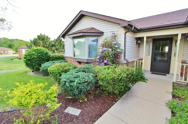 1820 Creek Rd, Morris, IL 60450 photo 2