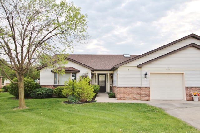 1820 Creek Rd, Morris, IL 60450 photo 1