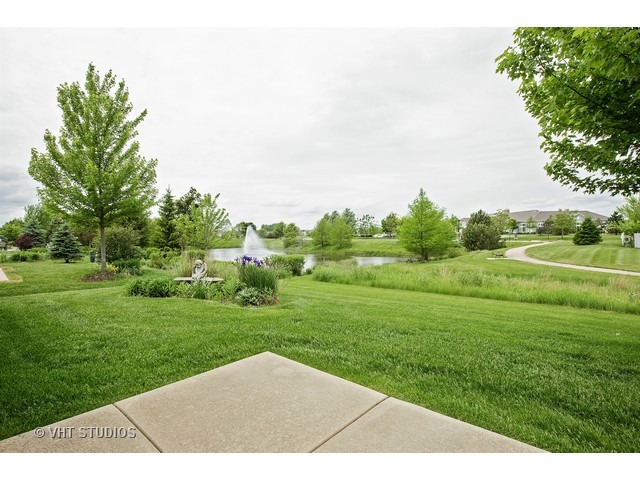 2516 Rolling Rdg, Elgin, IL 60124 photo 10