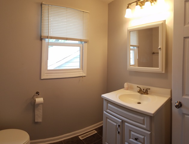 35689 N Watson Ave, Ingleside, IL 60041 photo 7