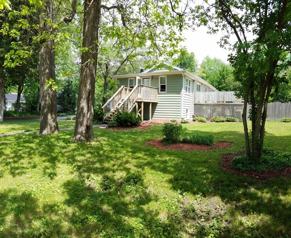 35689 N Watson Ave, Ingleside, IL 60041 photo 1