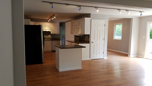35689 N Watson Ave, Ingleside, IL 60041 photo 2