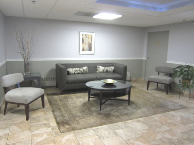 555 S River Rd #506, Des Plaines, IL 60016 photo 15