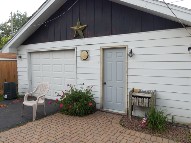 3131 Morgan St, Steger, IL 60475 photo 4