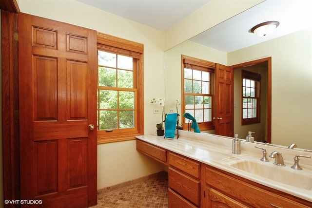 13 Lighthouse Ln, Third Lake, IL 60030 photo 14