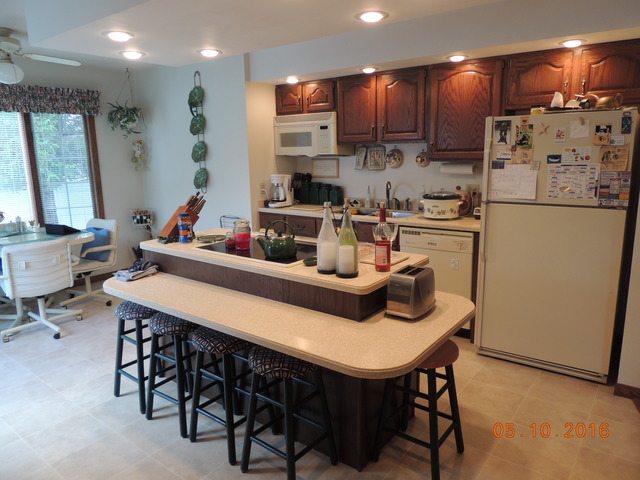 920 30th St, Peru, IL 61354 photo 7