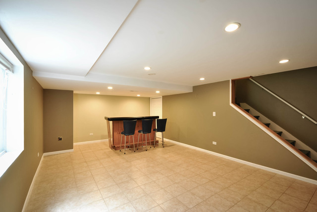 1724 Pershing Ave, Wheaton, IL 60189 photo 18