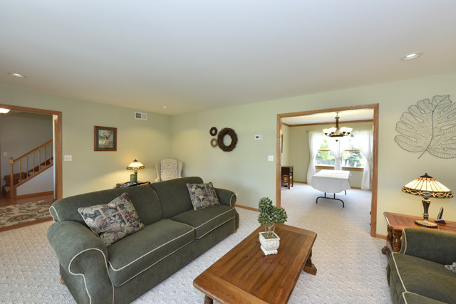 609 Cavin Ave, Winthrop Harbor, IL 60096 photo 11
