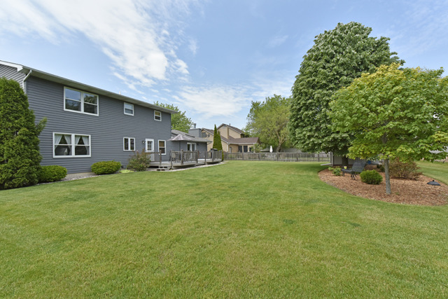 609 Cavin Ave, Winthrop Harbor, IL 60096 photo 22
