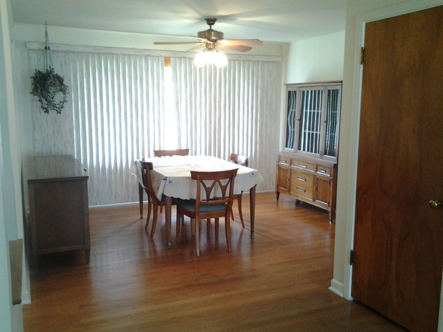 801 E Oak St, Addison, IL 60101 photo 6