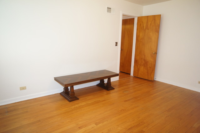 801 E Oak St, Addison, IL 60101 photo 14