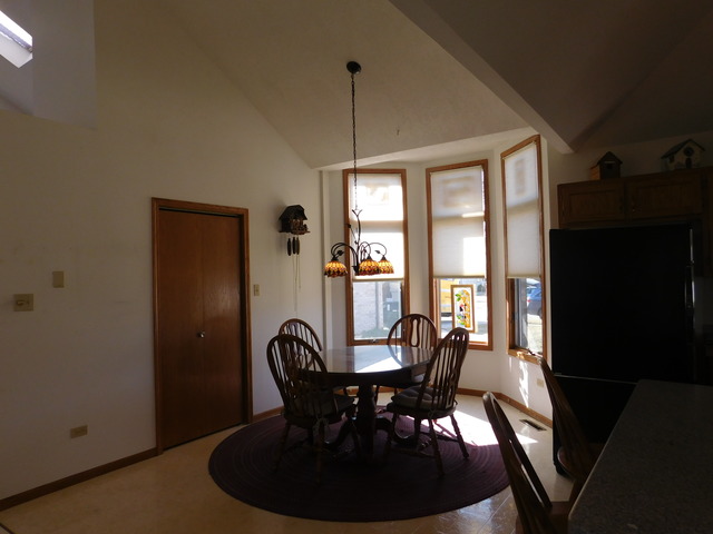 823 Burla Dr, Morris, IL 60450 photo 7