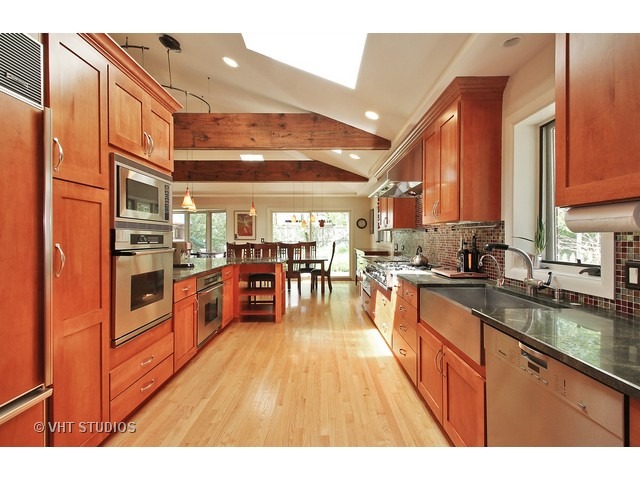 846 Beverly Pl, Deerfield, IL 60015 photo 6