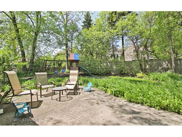 846 Beverly Pl, Deerfield, IL 60015 photo 21