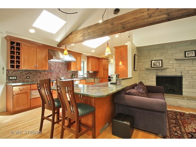846 Beverly Pl, Deerfield, IL 60015 photo 5