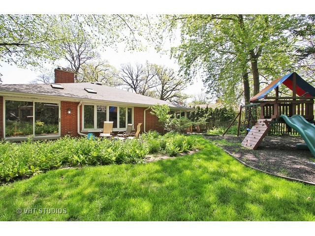 846 Beverly Pl, Deerfield, IL 60015 photo 22