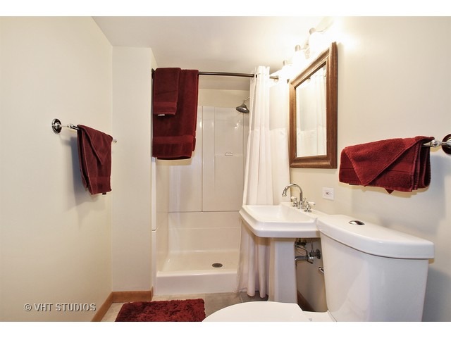 846 Beverly Pl, Deerfield, IL 60015 photo 17