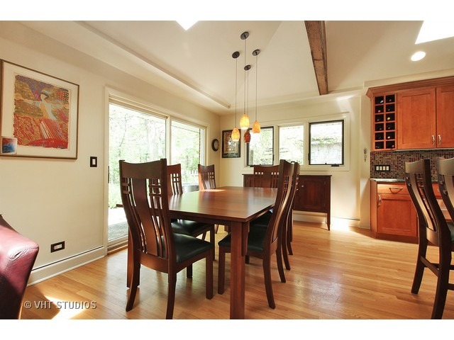 846 Beverly Pl, Deerfield, IL 60015 photo 8