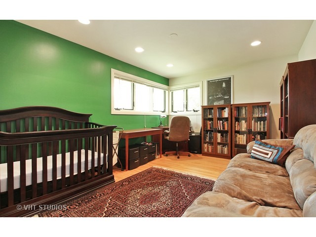 846 Beverly Pl, Deerfield, IL 60015 photo 13