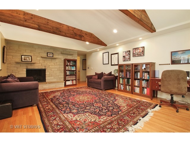 846 Beverly Pl, Deerfield, IL 60015 photo 4