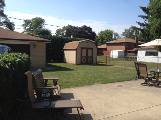 411 Dover Dr, Des Plaines, IL 60018 photo 17