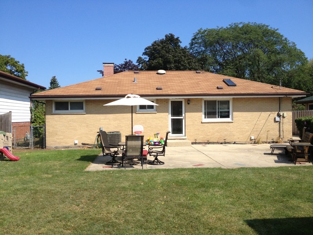 411 Dover Dr, Des Plaines, IL 60018 photo 16