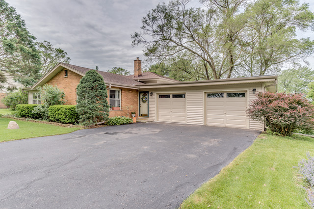9 S080 Aero Dr, Naperville, IL 60564 photo 2