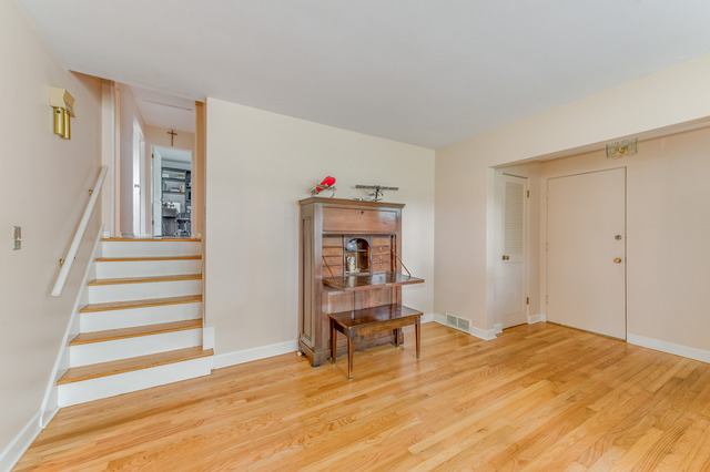 9 S080 Aero Dr, Naperville, IL 60564 photo 3