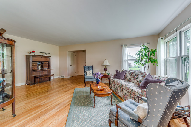 9 S080 Aero Dr, Naperville, IL 60564 photo 5