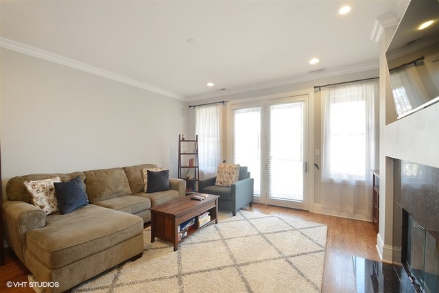 3028 N Sheffield Ave #2S, Chicago, IL 60657 photo 3