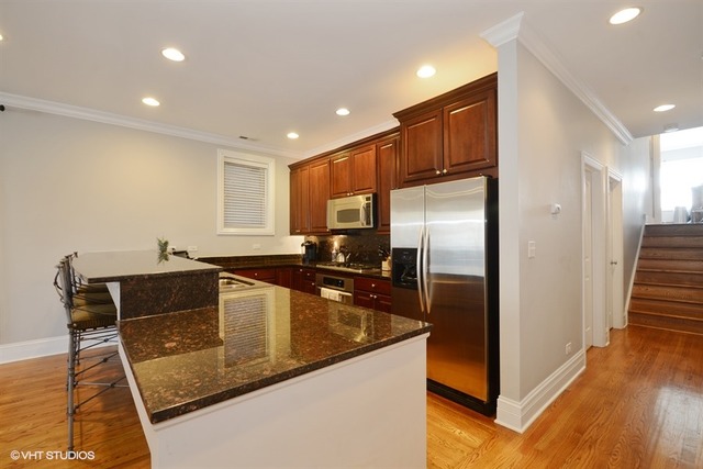 3028 N Sheffield Ave #2S, Chicago, IL 60657 photo 6