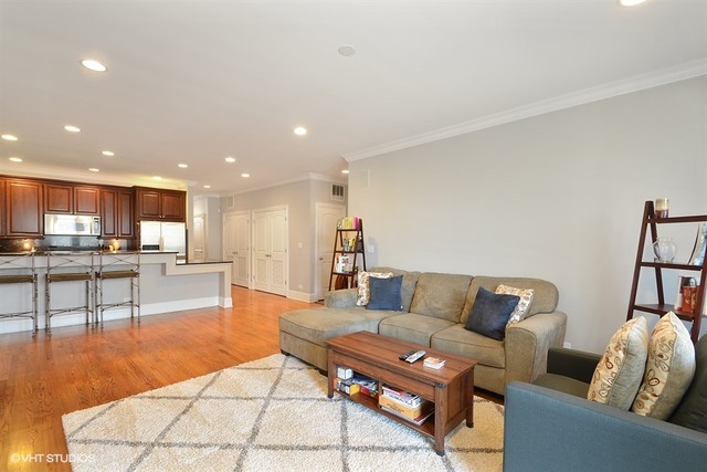 3028 N Sheffield Ave #2S, Chicago, IL 60657 photo 8