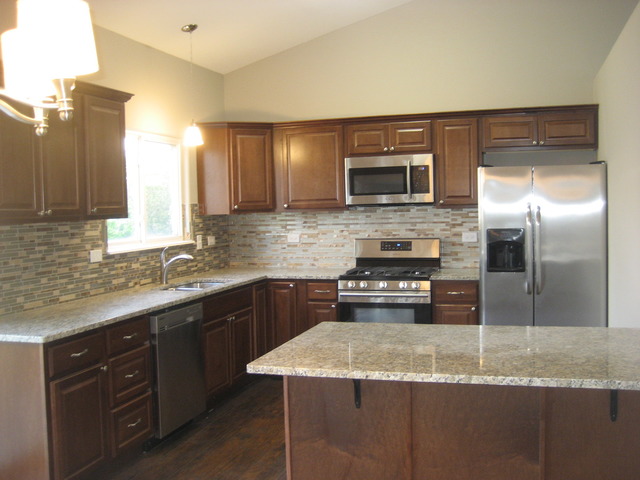 5912 Timber Trl, Plainfield, IL 60586 photo 3
