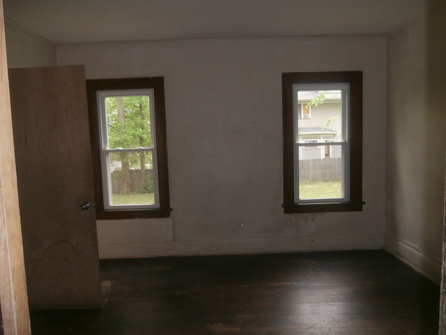 1236 E Maple St, Kankakee, IL 60901 photo 4