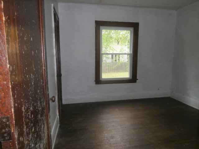 1236 E Maple St, Kankakee, IL 60901 photo 7