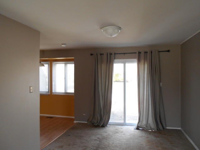 800 Western St, Hoffman Estates, IL 60169 photo 8