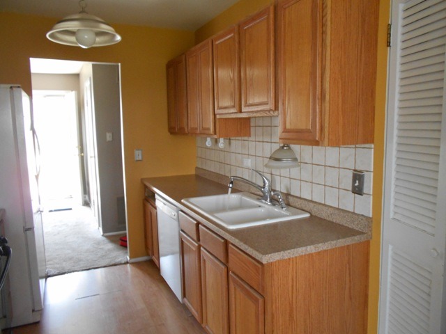 800 Western St, Hoffman Estates, IL 60169 photo 10