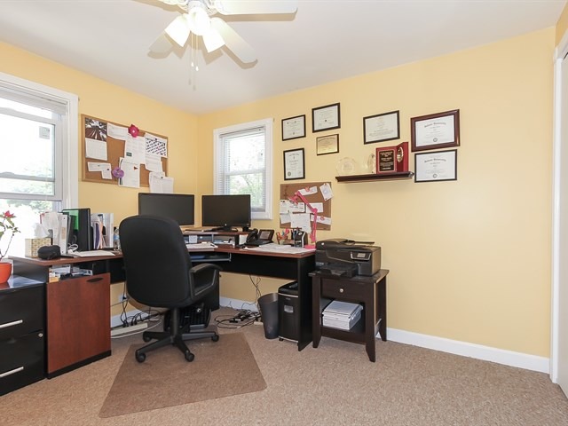425 Hubbard Ave, Elgin, IL 60123 photo 13