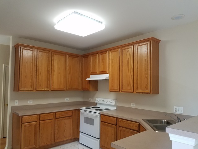 56 Bay Dr, Itasca, IL 60143 photo 9