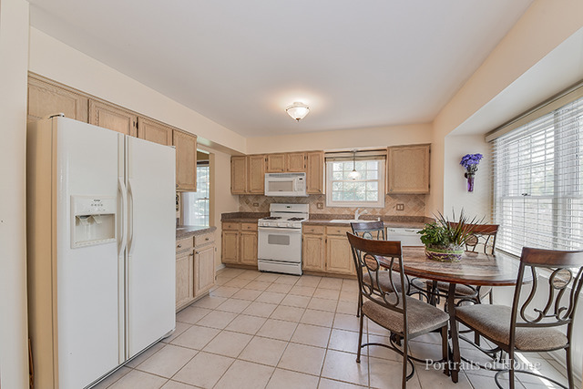 4420 Old Meadow Ct, Plainfield, IL 60586 photo 11