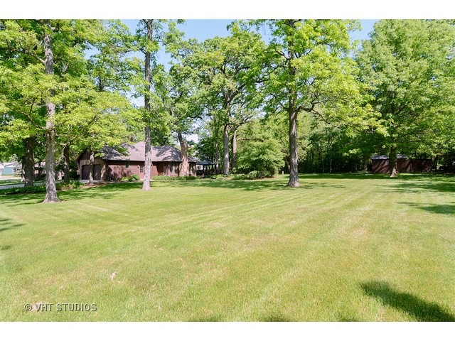 216 E Oak Dr, Elburn, IL 60119 photo 12