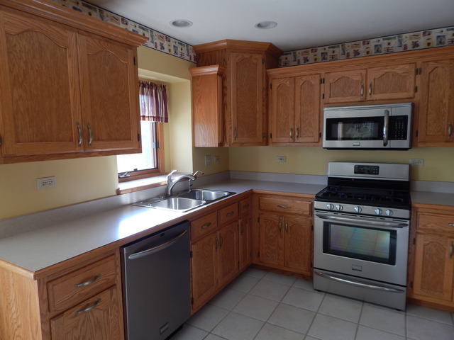 108 Brett Dr, Manhattan, IL 60442 photo 4
