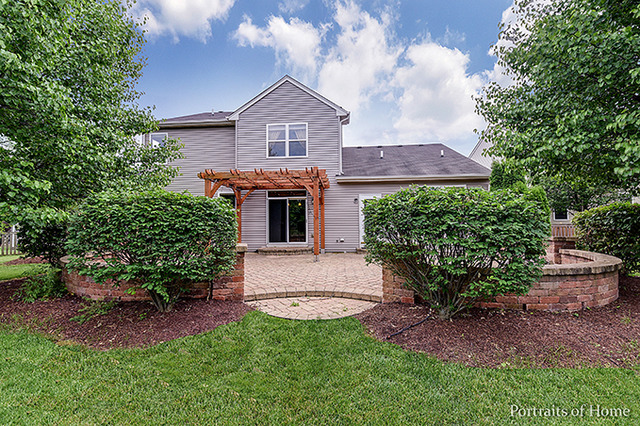 210 Brompton Ct, Oswego, IL 60543 photo 3