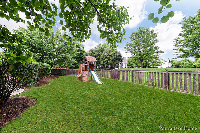 210 Brompton Ct, Oswego, IL 60543 photo 5