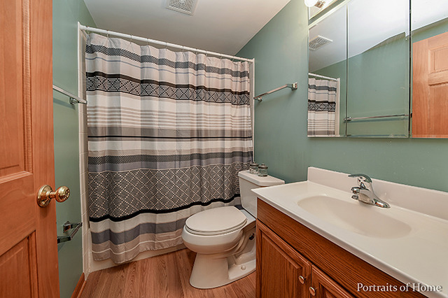 210 Brompton Ct, Oswego, IL 60543 photo 24